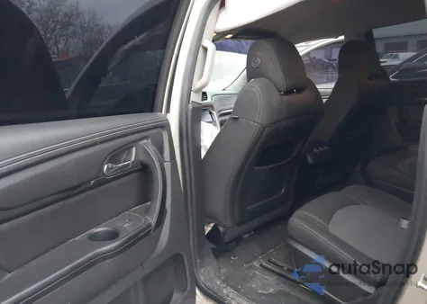 2014 Chevrolet Traverse 1Lt z USA, uszkodzony, nr VIN 1GNKRGKD6EJ362737